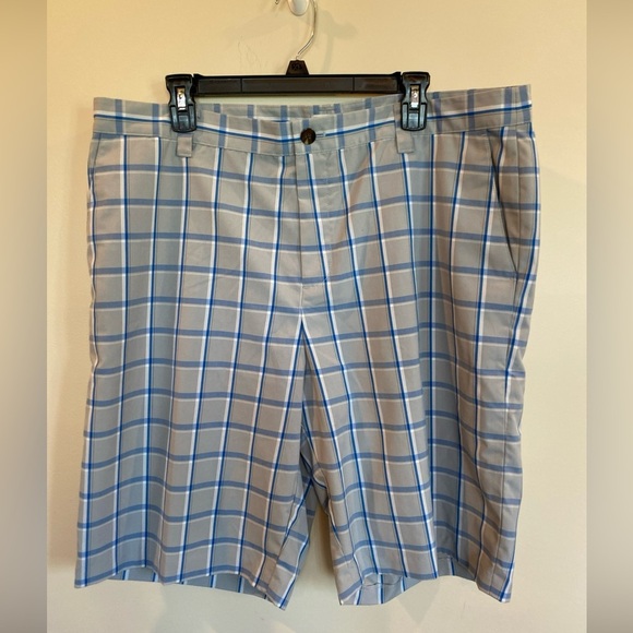 ADIDAS CLIMALITE Mens Gray Blue PLAID GOLF SHORTS SIZE 38 - Picture 1 of 5
